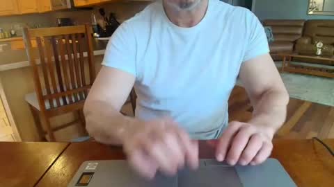 Mark online show from March 7, 1:18 pm