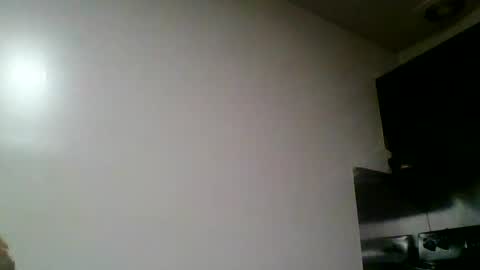 mark7062012 online show from May 17, 3:27 am