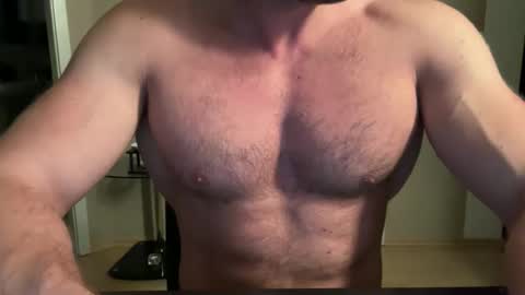 mark9222222 online show from October 7, 8:16 pm