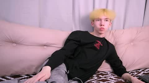 mark_brain online show from May 12, 1:31 pm