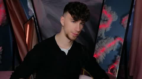 mark_caron online show from March 29, 5:42 am