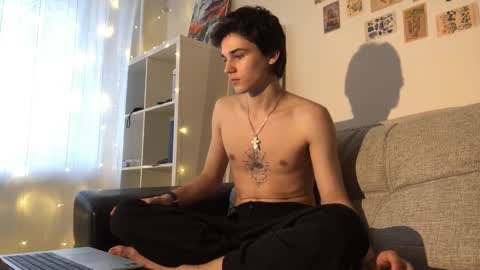 Mark online show from October 28, 12:50 pm