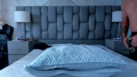 markandphilip  online show from October 25, 1:00 pm