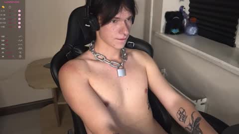 Mark online show from October 15, 7:58 pm