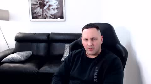 Master online show from November 26, 8:27 pm