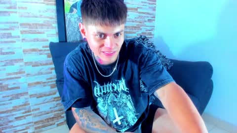 Snapshot of marko_toro__ chatting on December 29, 11:50 pm Sebastian online show from December 29, 11:50 pm