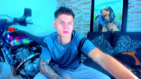 Snapshot of marko_toro__ chatting on February 9, 7:09 pm Sebastian online show from February 9, 7:09 pm