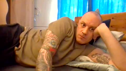 markus_7 online show from May 13, 8:24 am