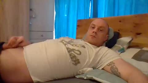 markus_7 online show from May 9, 5:35 am