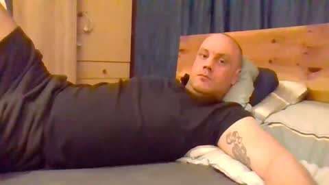 markus_7 online show from May 7, 1:56 am
