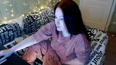 Snapshot of marlenedietr chatting on February 23, 5:07 pm MarleneDietr online show from February 23, 5:07 pm