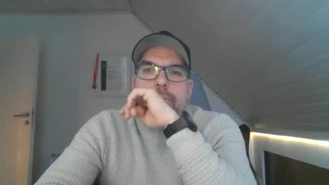 marriedcock1980 online show from February 16, 7:06 am