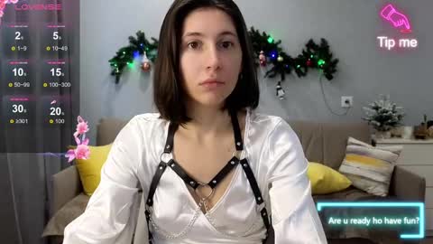Snapshot of marrycolins chatting on December 22, 2:49 am marrycolins online show from December 22, 2:49 am