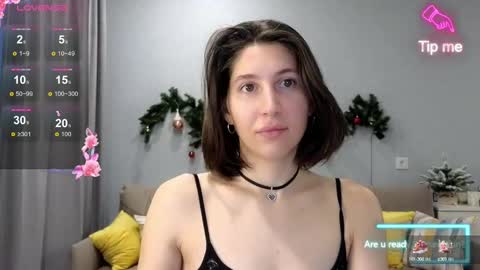 Snapshot of marrycolins chatting on December 30, 2:31 am marrycolins online show from December 30, 2:31 am