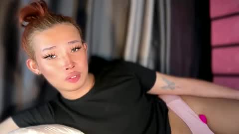 marryme_kai online show from April 17, 12:35 am