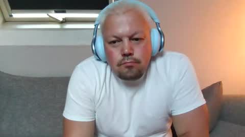 mars0481 online show from July 22, 3:03 pm