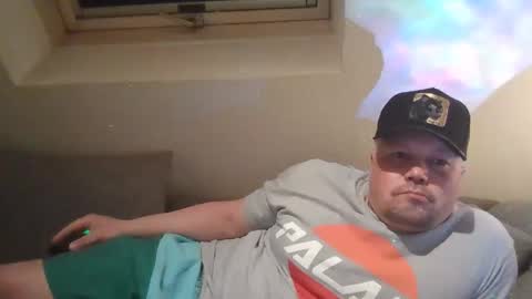 mars0481 online show from March 15, 9:51 pm