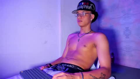 MARSHALL online show from March 6, 2:27 pm