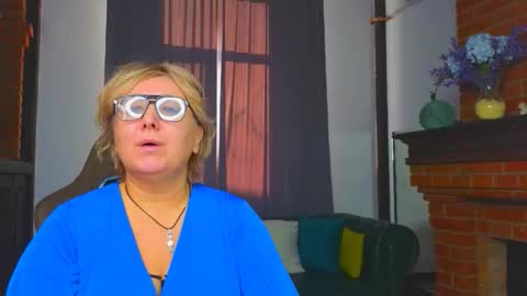 marta_wils online show from November 6, 3:09 am