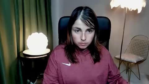 martaedams online show from October 13, 6:26 am