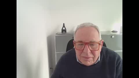 martin_1947 online show from January 4, 12:59 pm