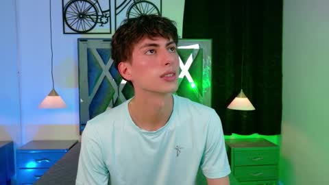 martin_williams_ online show from January 10, 12:32 pm