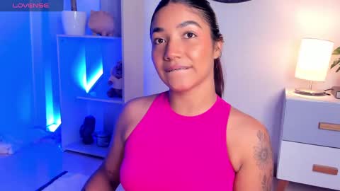 Snapshot of martina_monst chatting on January 22, 4:13 am martina Monst online show from January 22, 4:13 am