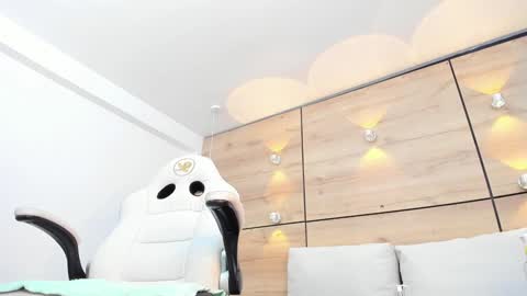 Snapshot of martina_touss chatting on February 5, 1:04 am martina touss online show from February 5, 1:04 am