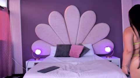 Snapshot of martinagarcia__ chatting on March 10, 10:45 pm Martina Garcia online show from March 10, 10:45 pm