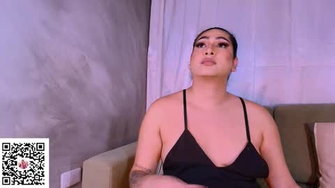 MARTINA ntmu Lets talk I promise not to bite you or yes     IG martina26l online show from November 20, 8:57 am