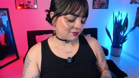 Val online show from November 2, 11:16 pm