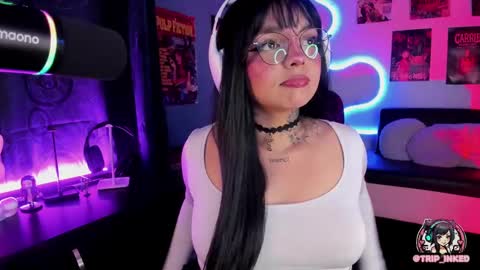 Val online show from December 16, 1:21 am