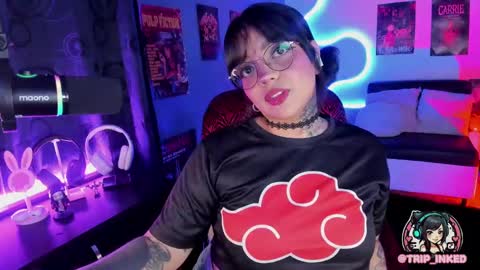 Val online show from December 2, 11:57 pm
