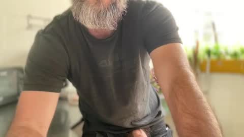 Snapshot of martincito22xl chatting on February 12, 5:58 pm Martincito online show from February 12, 5:58 pm