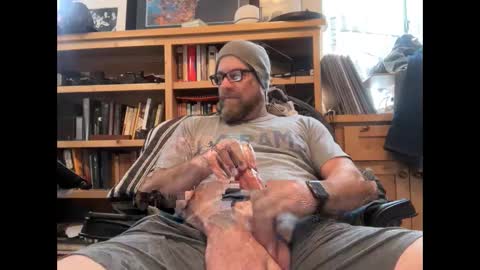 Snapshot of martinstolcris chatting on December 19, 7:18 pm martinstolcris online show from December 19, 7:18 pm