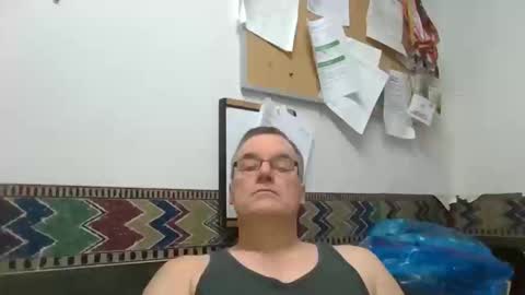 Snapshot of marty1688 chatting on September 17, 10:52 am marty1688 online show from September 17, 10:52 am
