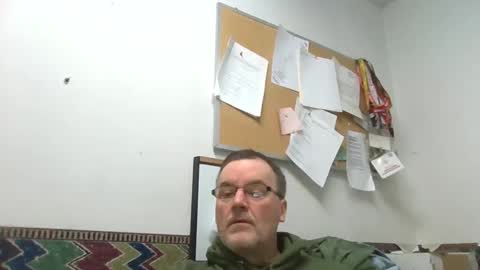 Snapshot of marty1688 chatting on January 10, 11:43 am marty1688 online show from January 10, 11:43 am