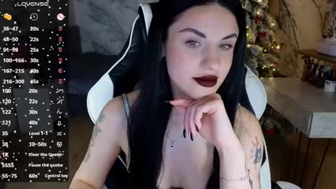 Snapshot of mary___moore chatting on December 24, 4:22 am Maria online show from December 24, 4:22 am