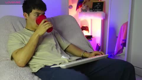 Mary and Andrs online show from September 22, 7:01 am