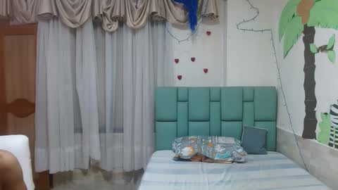 mary_and_yei online show from October 4, 4:54 am