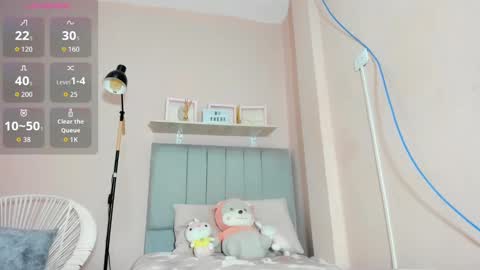 Snapshot of mary_cute9 chatting on September 18, 12:42 pm mary_cute9 online show from September 18, 12:42 pm