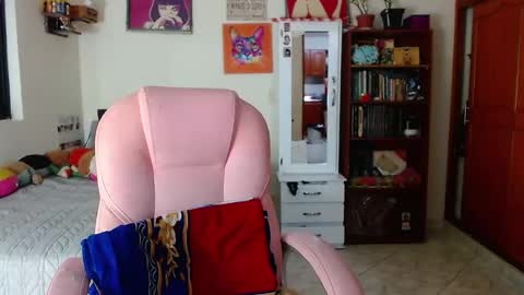 Snapshot of mary_jane1_ chatting on February 17, 1:36 am mary online show from February 17, 1:36 am