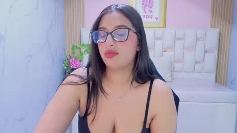 Mary  online show from June 10, 8:40 pm
