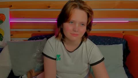 marybryantt online show from February 16, 8:23 am