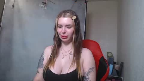 maryh0tlove online show from June 25, 12:10 pm