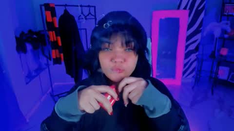 Mary online show from September 30, 9:25 pm