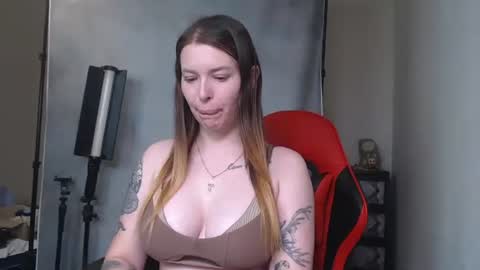 MaryHotLoves online show from October 22, 4:52 pm