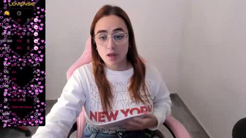 Dulce Maria online show from March 7, 2:04 am