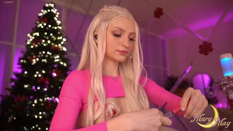 Mary online show from December 30, 10:55 pm