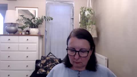 Snapshot of marymaturee chatting on September 22, 12:09 pm Mary online show from September 22, 12:09 pm